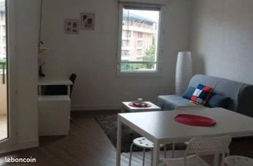 Grand Studio meublé 31 m² avec parking fermé proche Ecole d'Ingénieurs de Purpan et PREFMS 