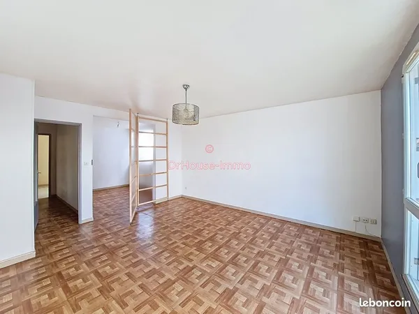 Appartement 2 pièces 65 m² 