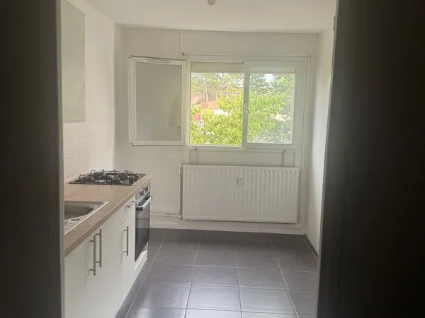 Loue appartement f3 à montyrenaud 