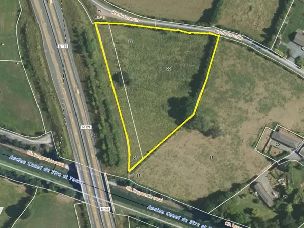 Bien agricole 9016 m² 