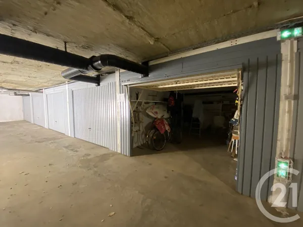 Parking 16 m² 
