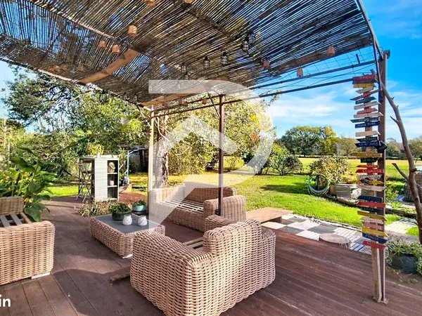 Villa 4 pièces 140 m² 