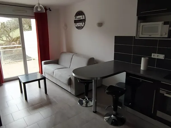 Studio meublé 