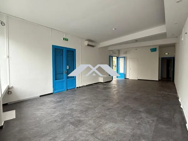 local 67 m² Sainte Clotilde 
