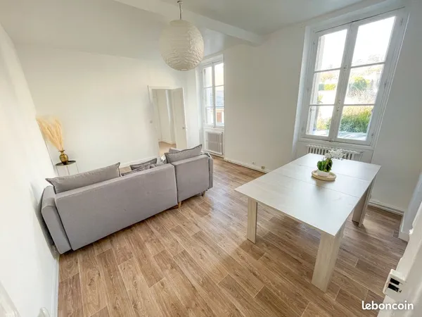 Appartement F2 de 44m2 (Etampes) 
