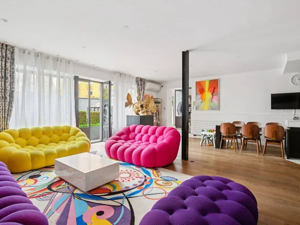 Maison 9 pièces 250 m² 