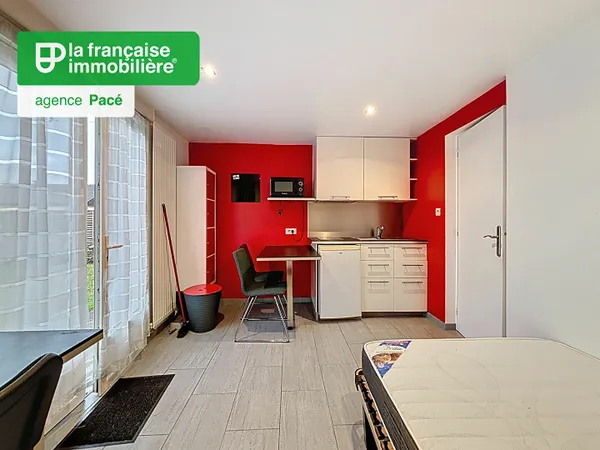 Appartement 1 pièce de 15m² - Le Rheu. 