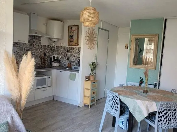 Studio cabine avec parking privé 