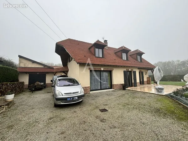 Pavillon 6 pièces 142 m² 