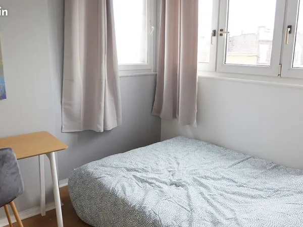 Chambre 4 pièces 12 m² 