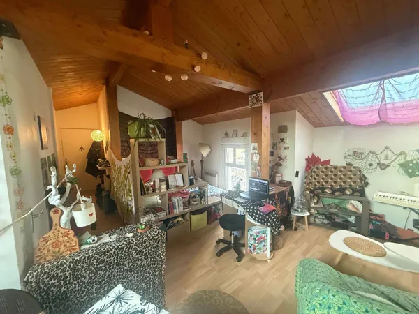 Appartement 1 pièce 60 m² 