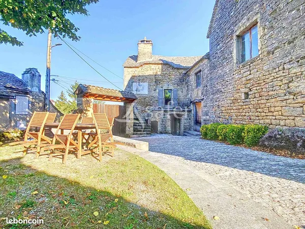 Ferme 5 pièces 396 m² 