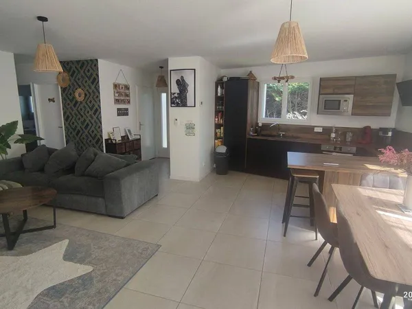 Maison de plain-pied 4 pièces 90 m² 