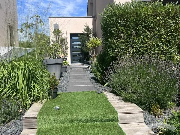 Maison 6 pièces 153 m² 