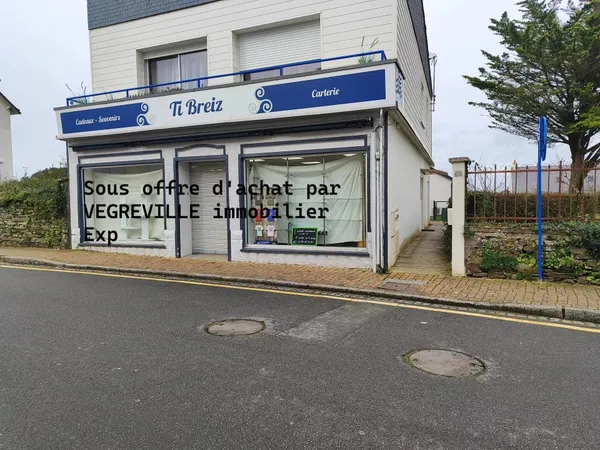 Murs commerciaux 106m2 au coeur de penestin 