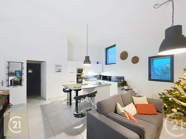 Maison 2 pièces 70 m² 