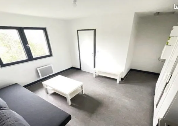 Studio refait à neuf 
