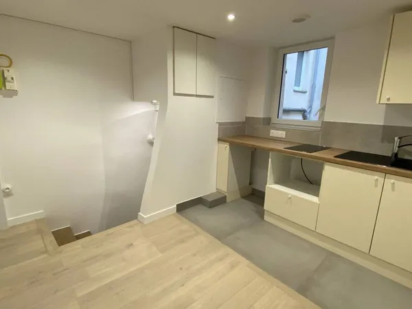 Studio 1 pièce 22 m² 