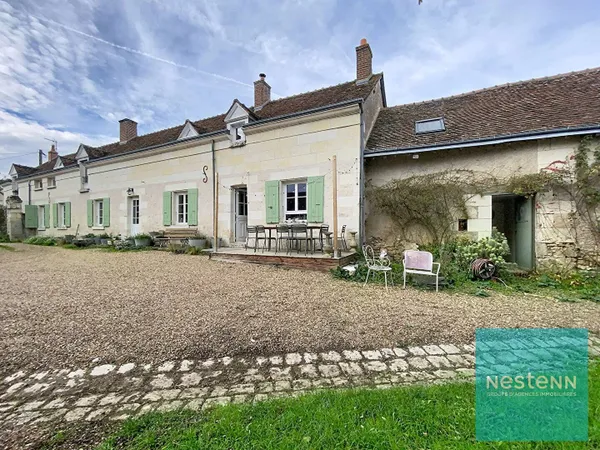 Maison de plain-pied 8 pièces 249 m² 