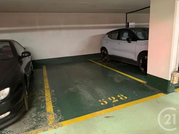 Parking 11 m² 