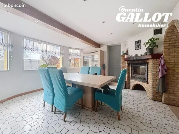 Maison 5 pièces 148 m² 