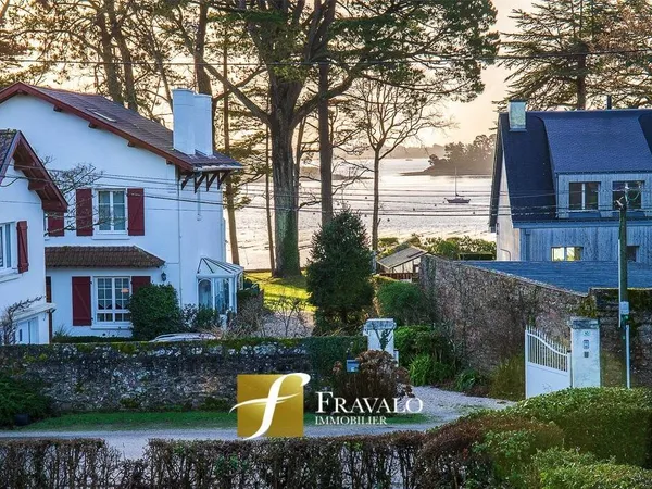 Maison 6 pièces 137 m² 