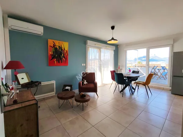 LE PRADET - Appartement T3 - Résidence récente proche du Centre-ville et des plages 