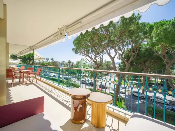 Cannes Pointe Croisette 
