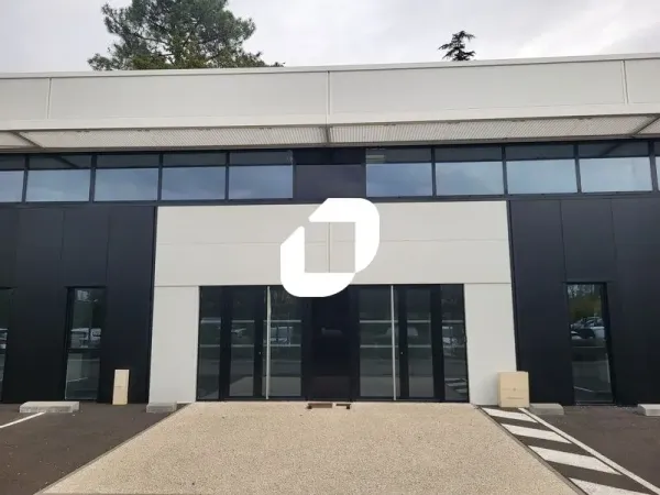 Location Local d'activités Merignac 33700 
