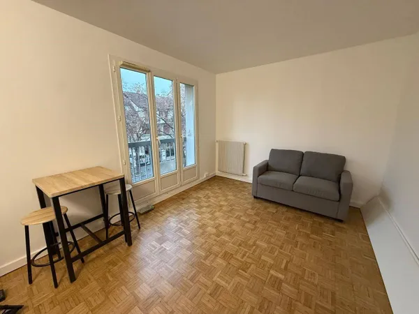 Appartement 1 pièce 18 m² 