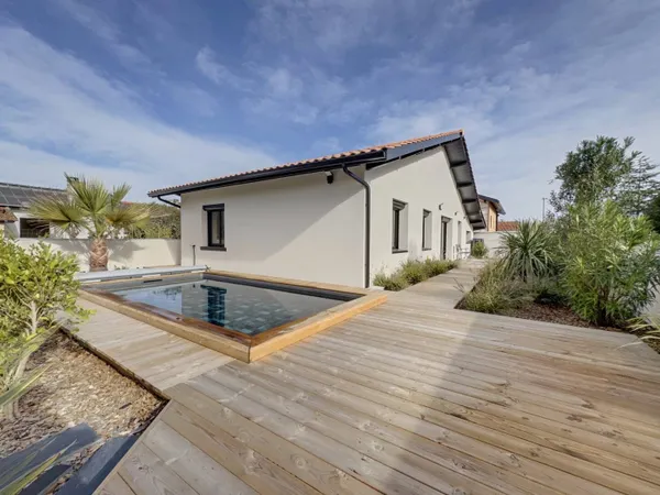 Maison de plain-pied 4 pièces 92 m² 