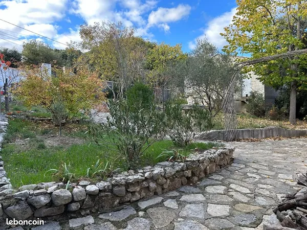 Maison 8 pièces 240 m² 