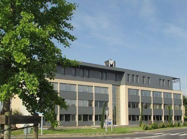 Bureau 174 m²