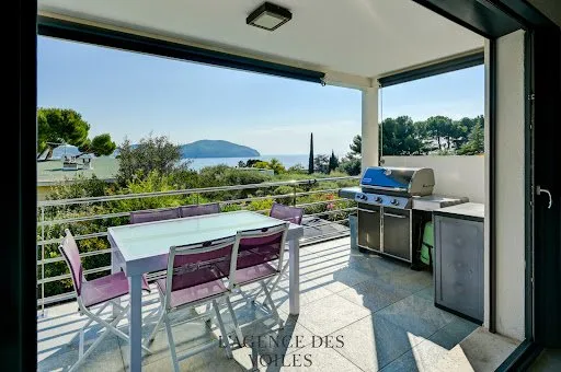 Villa 7 pièces 220 m²