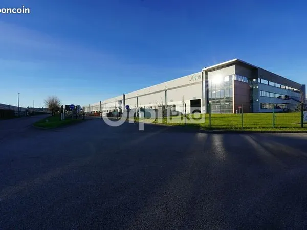 Local commercial 24526 m² 