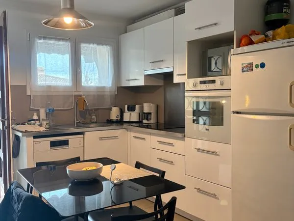 3 pièces en Rez de chaussée de maison 