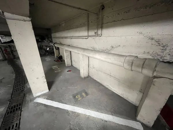 Parking 10 m² 