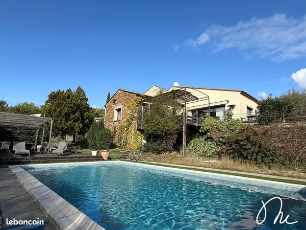 Mazet 5 pièces 118 m² 