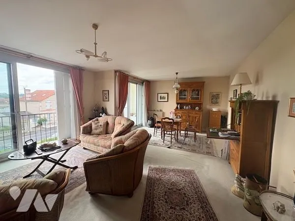 Appartement 4 pièces 79 m² 