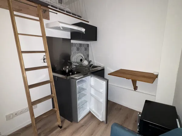 Studio meublé carmes 