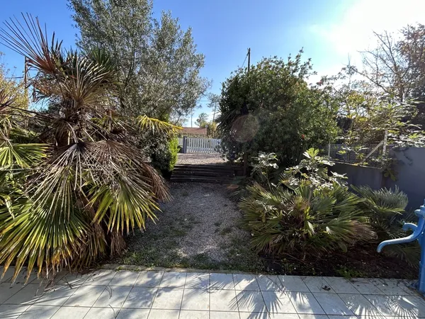Claouey, ensemble de 2 Maisons avec jardin et terrasses 