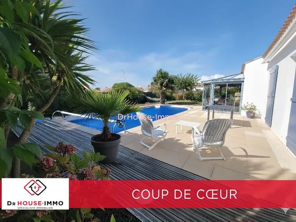 Charmante Maison Vendéenne avec Jardin Paysager et Piscine à Saint-Hilaire-de-Riez 