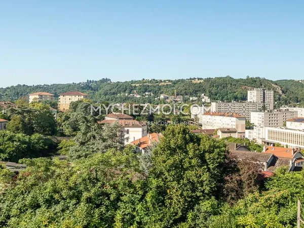 Duplex 5 pièces 109 m² 