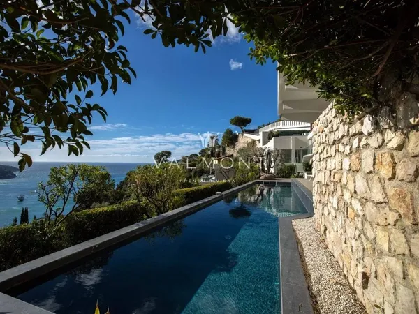 Villa 12 pièces 440 m² 