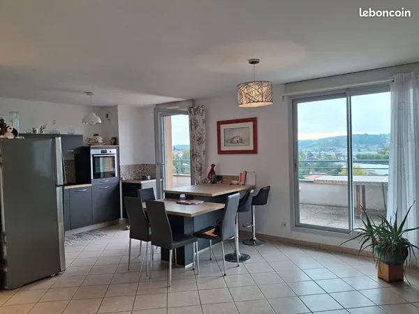 Appartement 4 pièces 93 m² 