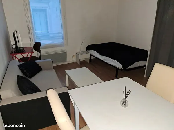 Loue studio 26m² 