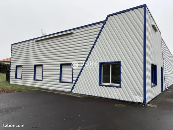 Local commercial 307 m² 