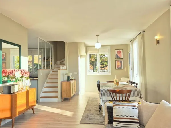 Maison 6 pièces 160 m² 