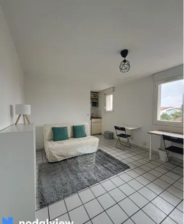Location studio meublé 