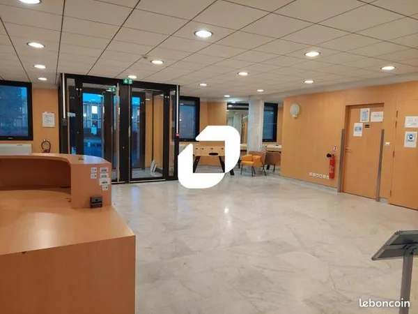 Bureaux 105 m² 